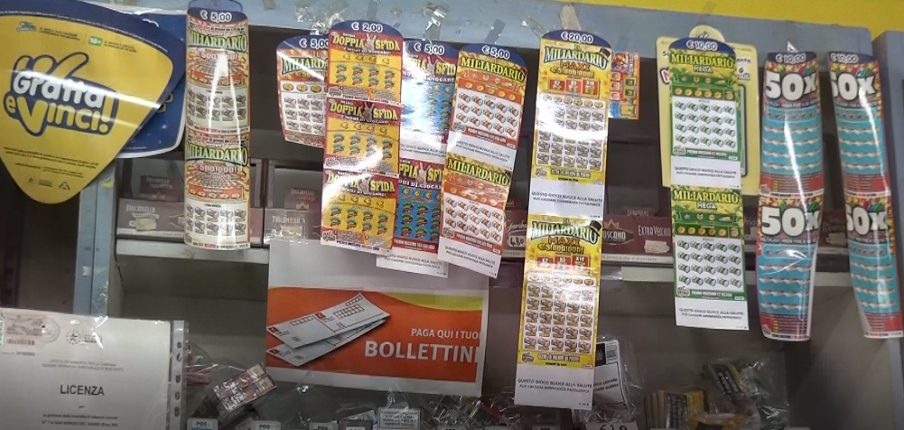 Tabacchi nelle stazioni di servizio nel mirino dei ladri, stavolta tocca a Vallesaccarda