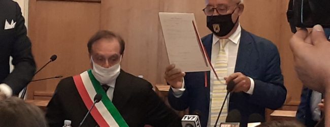 Vigorito rimane, Mastella “realista più del re”