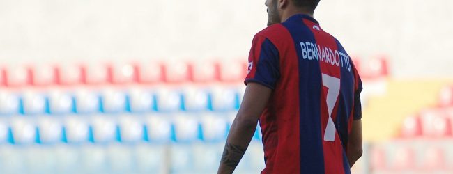 Avellino, l’ufficialità arriva da Vibo Valentia: l’attaccante Bernardotto è un calciatore bianco-verde