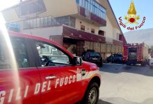 Mercogliano| Fiamme in una vettura in sosta, tempestivo intervento dei Vigili del fuoco/FOTO E VIDEO