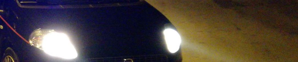 Pratola Serra| Ladri in un Fiat Ducato, fuggono alla vista dei carabinieri e finiscono contro il cancello della Stellantis: poi scappano a piedi