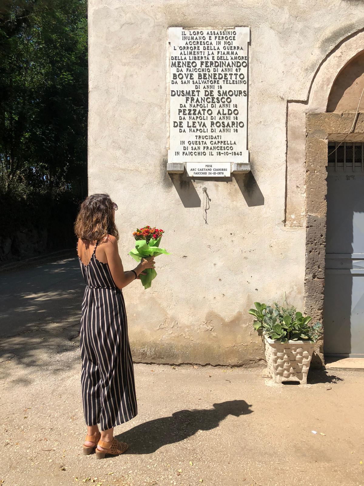 Faicchio| Regionali, Antonella Pepe (Pd): un mazzo di fiori per commemorare l’eccidio di quattro giovani e un contadino