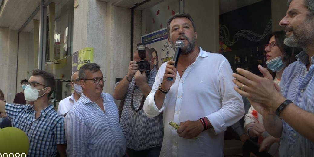 Benevento| La Polizia Municipale multa Salvini per mancato utilizzo della mascherina