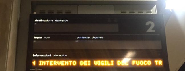 Incendio a Solopaca, disagi sulla tratta ferroviaria