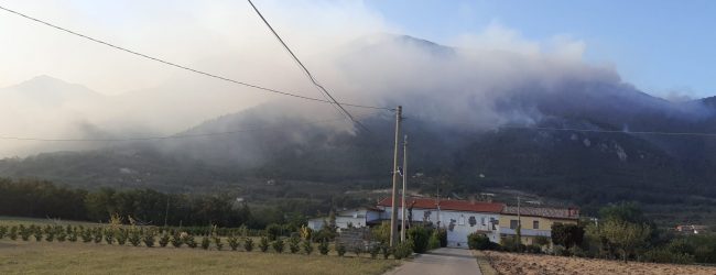 Incendio San Lorenzello, Gino Abbate: “ora la Regione dichiari stato d’emergenza”