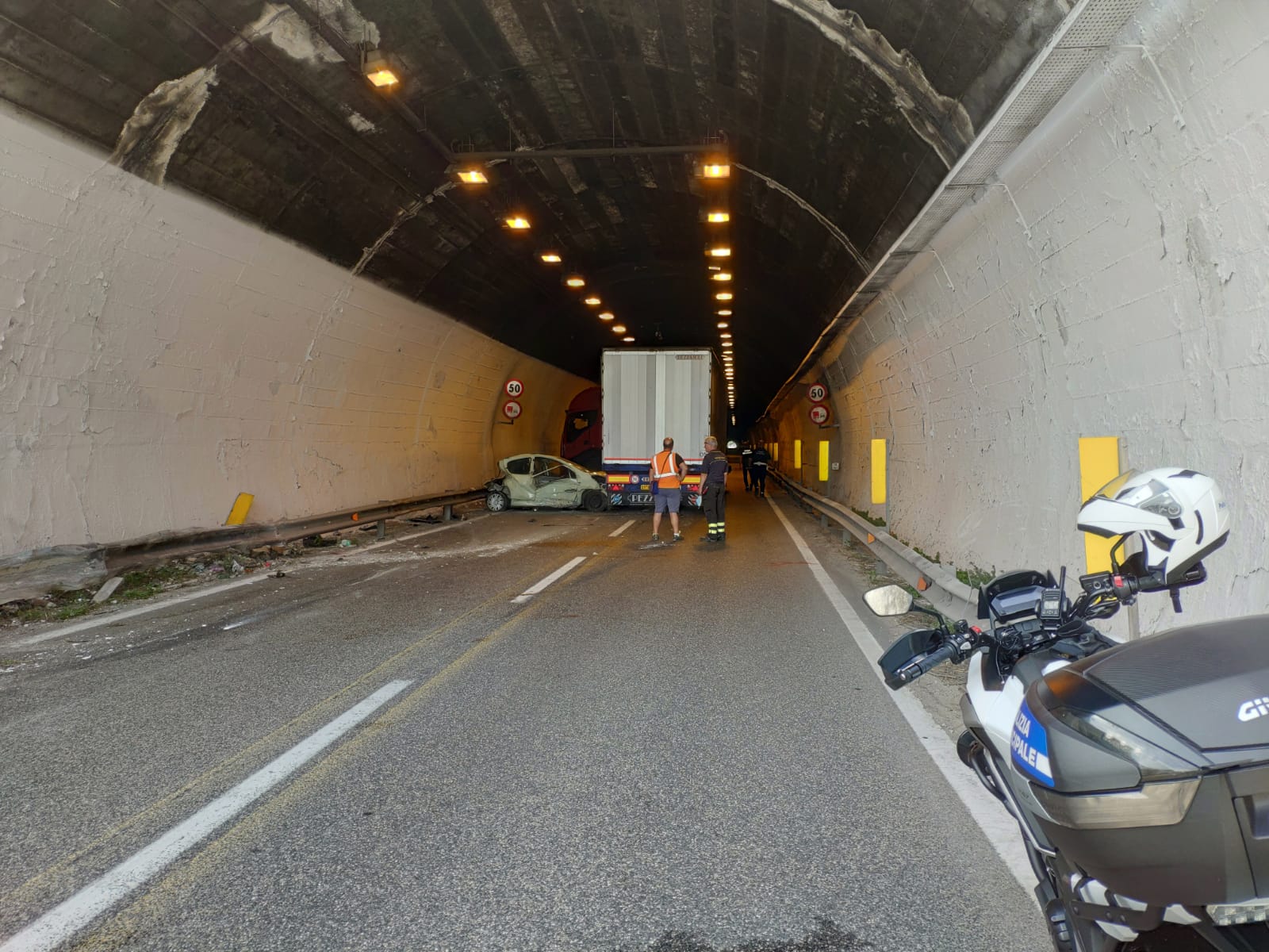 Benevento| Incidente nella galleria Avellola, ferito 68enne di San Leucio del Sannio