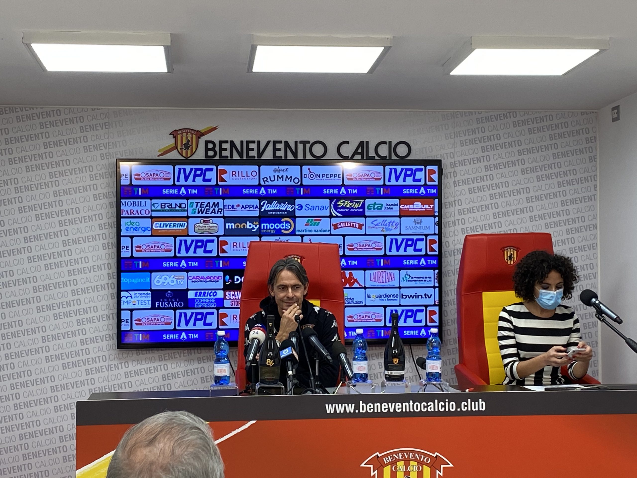 Benevento, Inzaghi: “Mi piace far calcio, non catenaccio. Napoli stratosferico, ma proveremo a metterli in difficoltà”