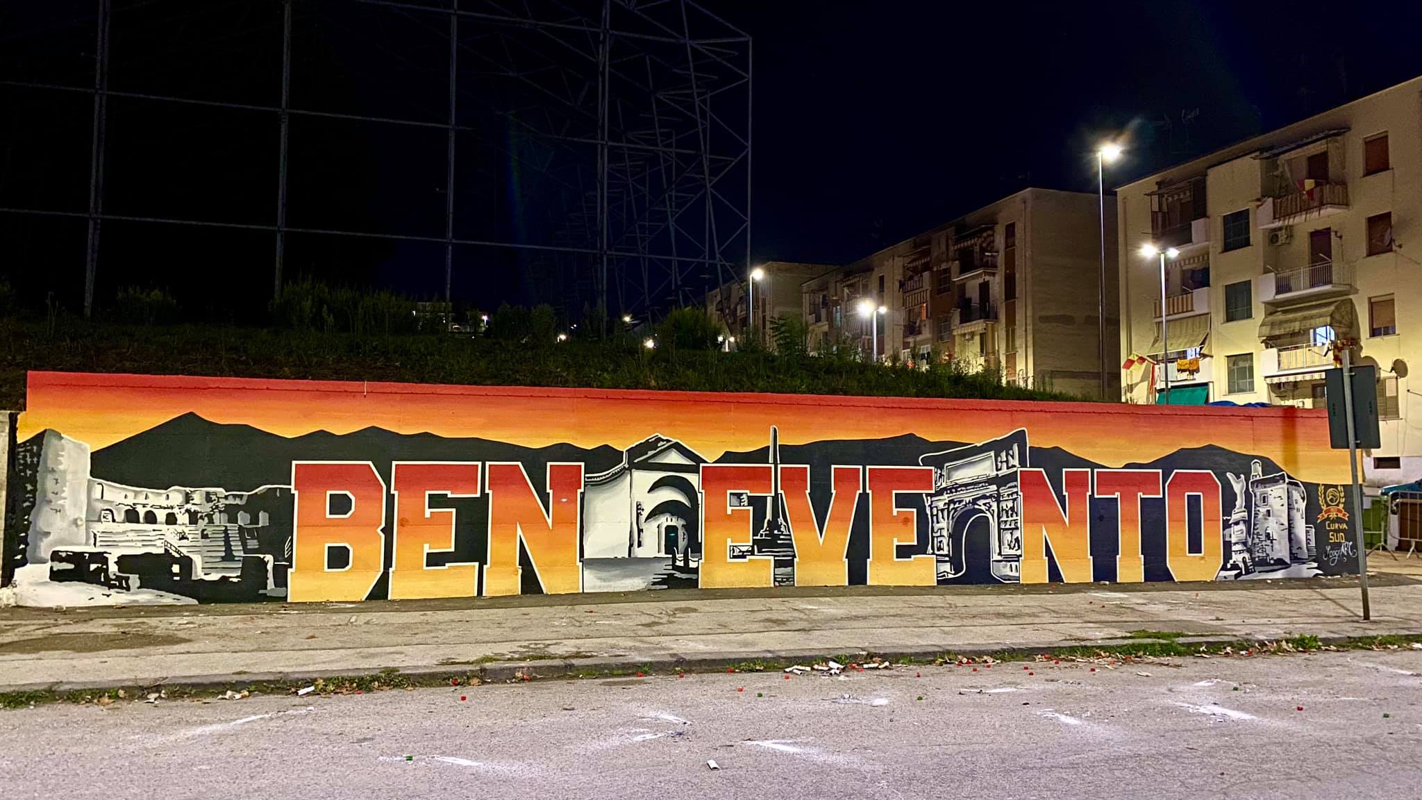 Benevento e i suoi murales giallorossi: complimenti agli artisti Naf-MK e Scognart!