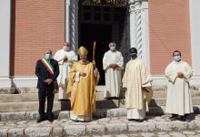 Arpaise| A Terranova alla presenza dell’Arcivescovo di Benevento Mons. Felice Accrocca conclusasi la festa religiosa in onore dei Santi Medici Cosma e Damiano
