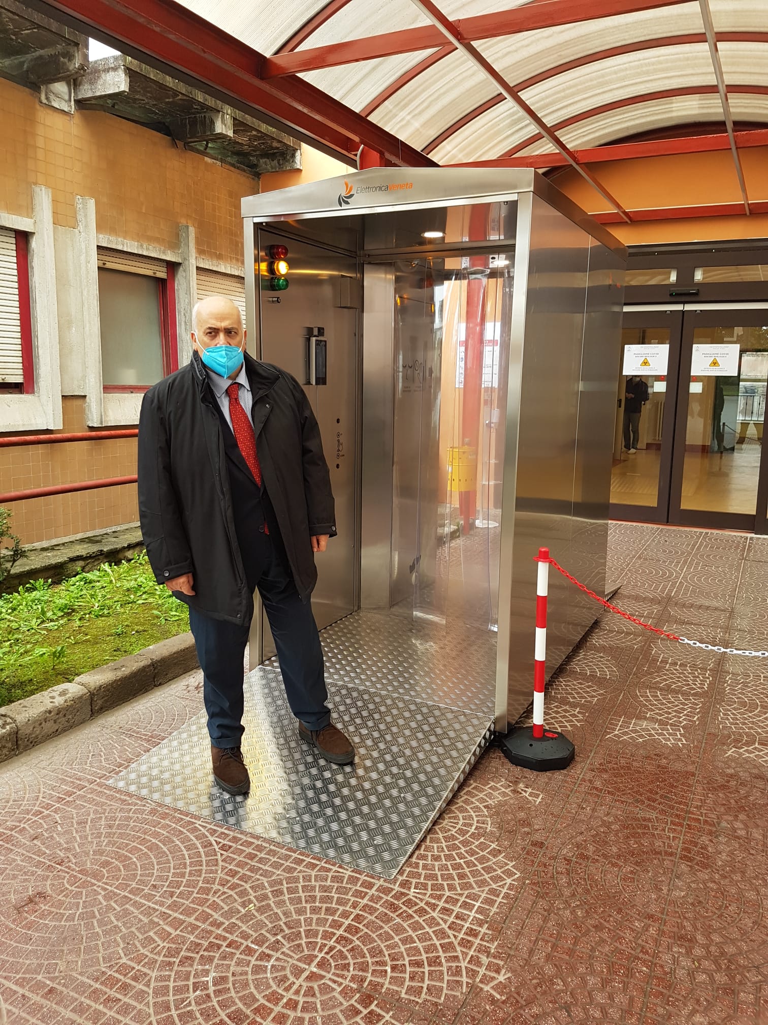 Benevento| “San Pio”, attivate due cabine di igienizzazione individuale. Ferrante: “Alziamo il livello di sicurezza dei nostri operatori e dei nostri utenti”