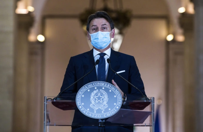 Covid, domani si decidera’ su situazione Campania