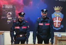 Carabinieri sequestrano quasi 2 kg di sostanza stupefacente e armi. Una persona arrestata, sei denunciati, tre fogli di via e una persona segnalata