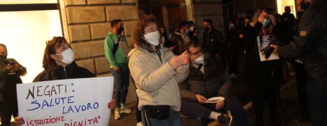 “Aiuti concreti per le nostre attività”: gli esercenti sanniti scendono in piazza [FOTO]