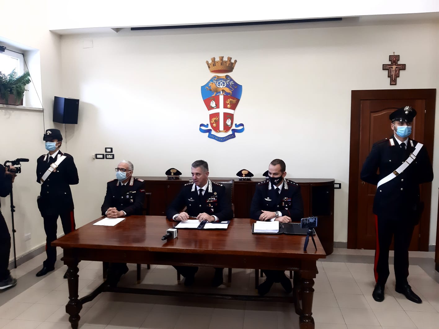 Avellino| Droga porta a porta in pieno lockdown: 3 arresti, 13 domiciliari e 3 obblighi di dimora