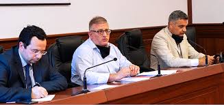 Solofra| Area covid al “Landolfi”, scontro tra i sindaci e il manager del “Moscati” Pizzuti