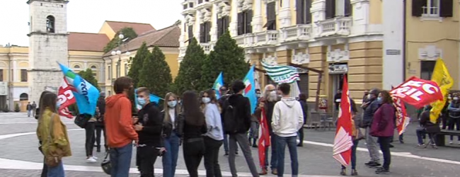 Benevento| Scuole, sit-in dei precari dinanzi le Prefetture