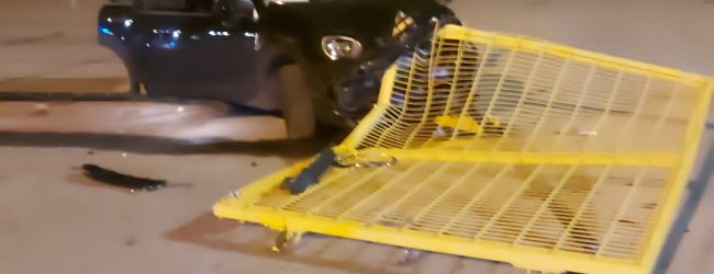 Benevento| Auto distrugge cancello dello stadio Vigorito, nessun ferito