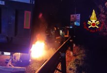 Baiano| Autocarro in fiamme all’uscita dell’A16, traffico rallentato
