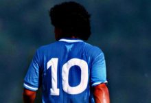 I miti del calcio, da Carosio a Maradona nei book-show di Salvatore Biazzo