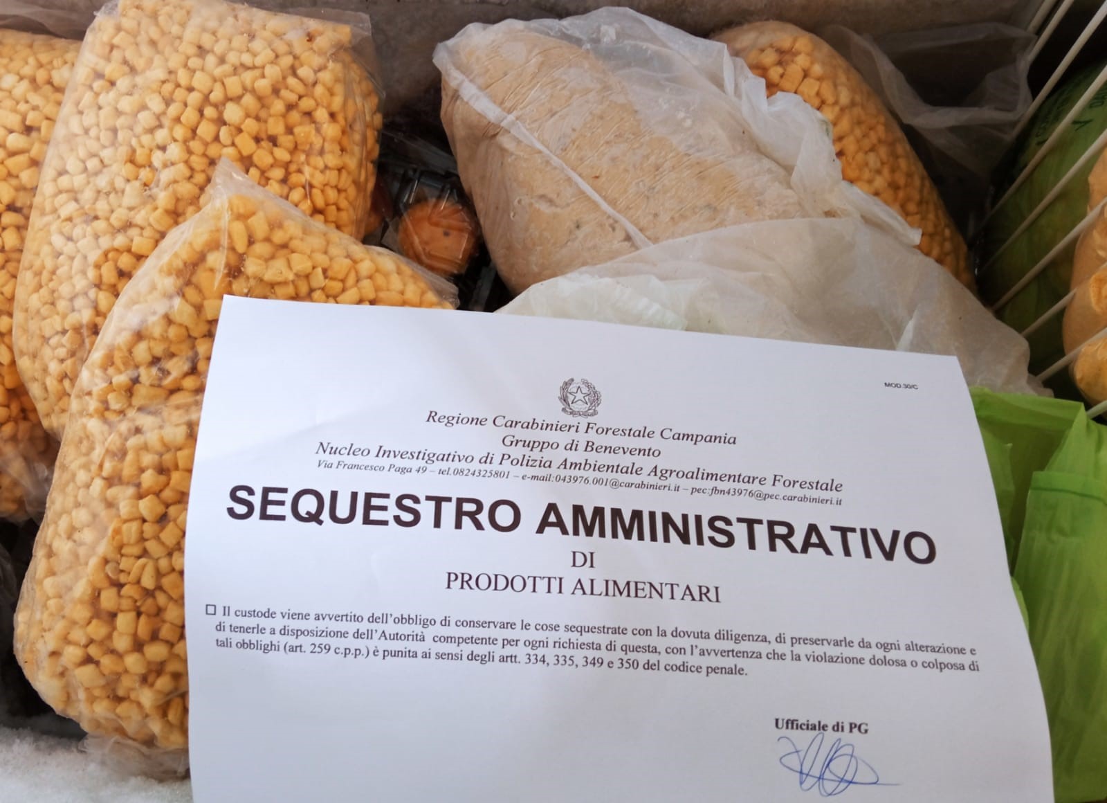 Benevento| Operazione ‘Christmas Food’: sequestrati 400 kg di prodotti tipici natalizi