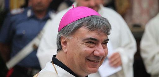 Monsignor Battaglia nuovo arcivescovo di Napoli