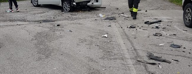 Ceppaloni| Incidente tra due auto, tre feriti: uno in condizioni serie/FOTO