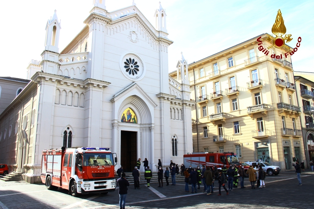 Avellino| Vigili del Fuoco, con la messa per Santa Patrona il comandante Ponticelli saluta l’Irpinia