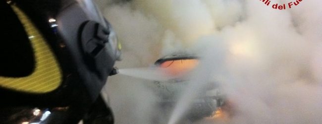 Avellino| Incendiata l’auto del consigliere Iacovacci