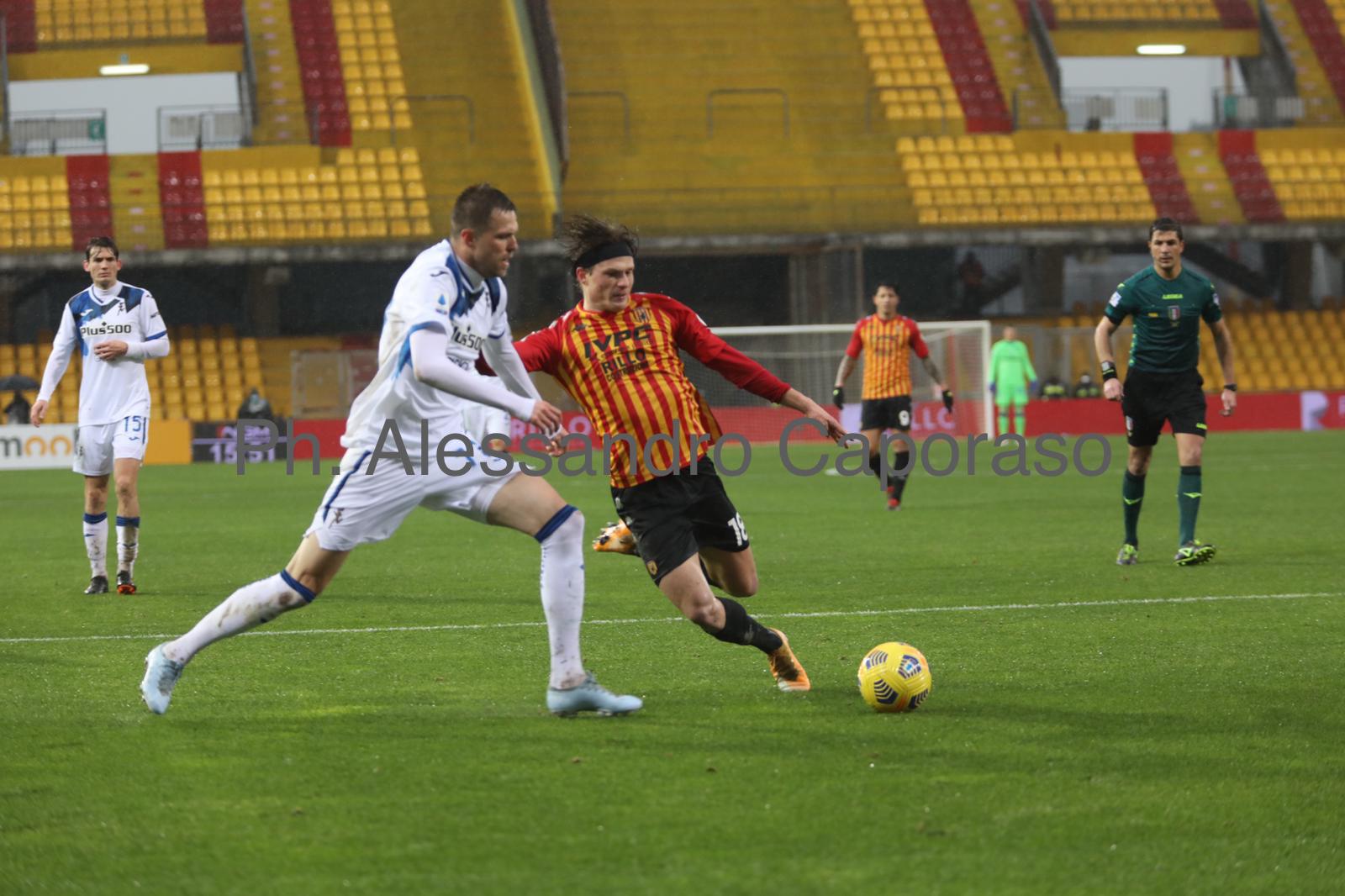 Benevento-Atalanta: 1-4. La Strega deve arrendersi alla Dea: il pareggio di Sau illude, poi i bergamaschi dilagano