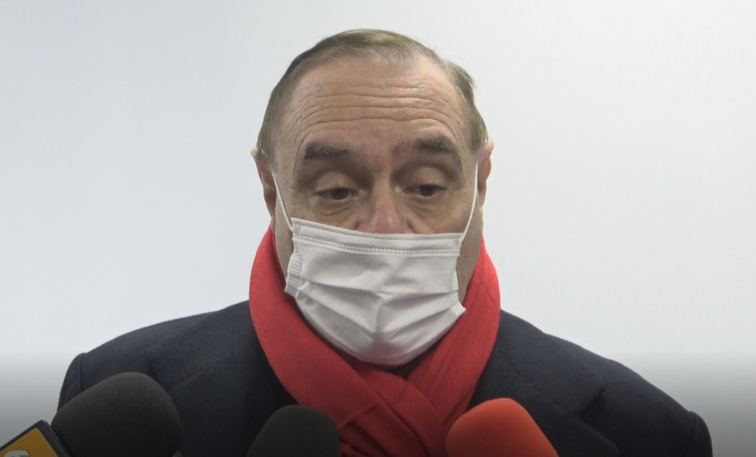 Benevento| Mastella su Facebook: giusto vaccinare prima il personale scolastico