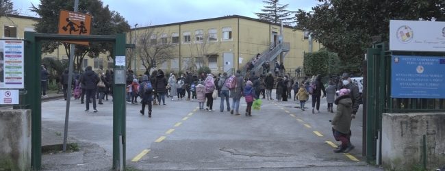 Avellino| Caso di Covid al “Perna”, dad a scopo precauzionale per una classe della prima media