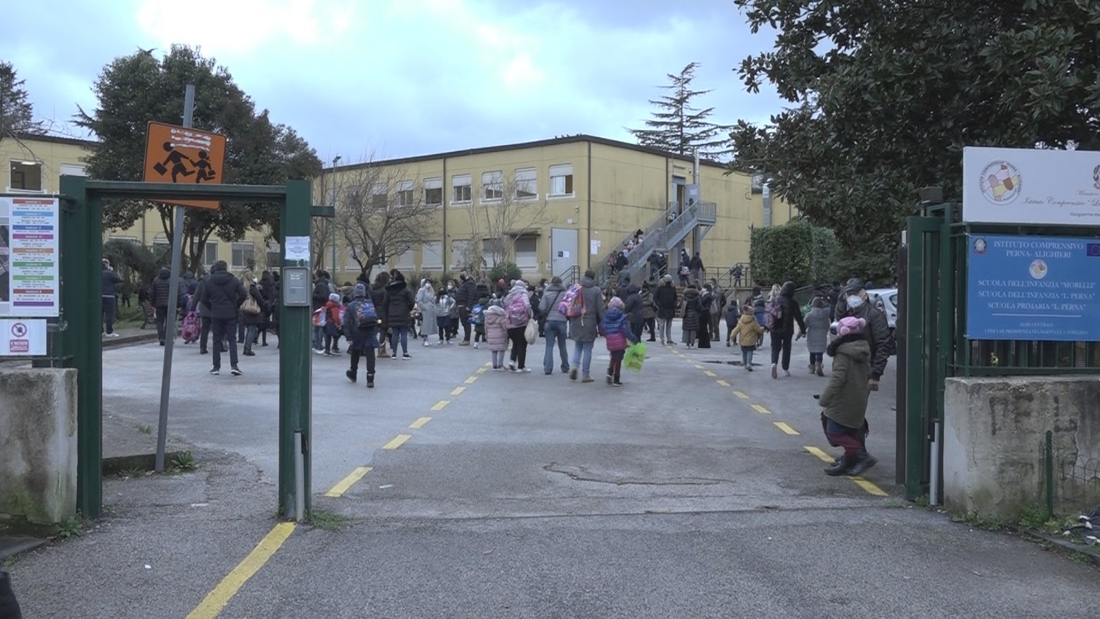 Avellino| Caso di Covid al “Perna”, dad a scopo precauzionale per una classe della prima media
