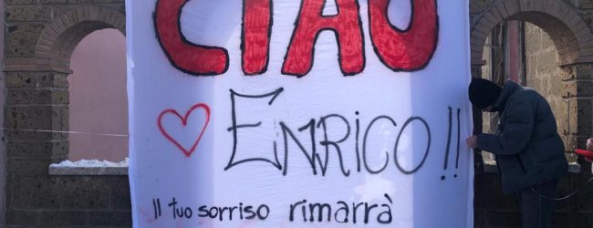 Torrioni, l’ultimo abbraccio ad Enrico