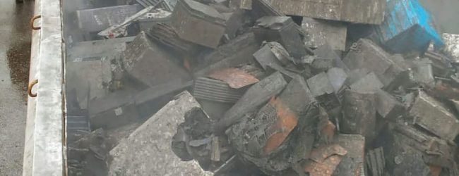 Vallata| Autocarro carico di batterie esauste in fiamme sull’A16, intervengono i vigili del fuoco