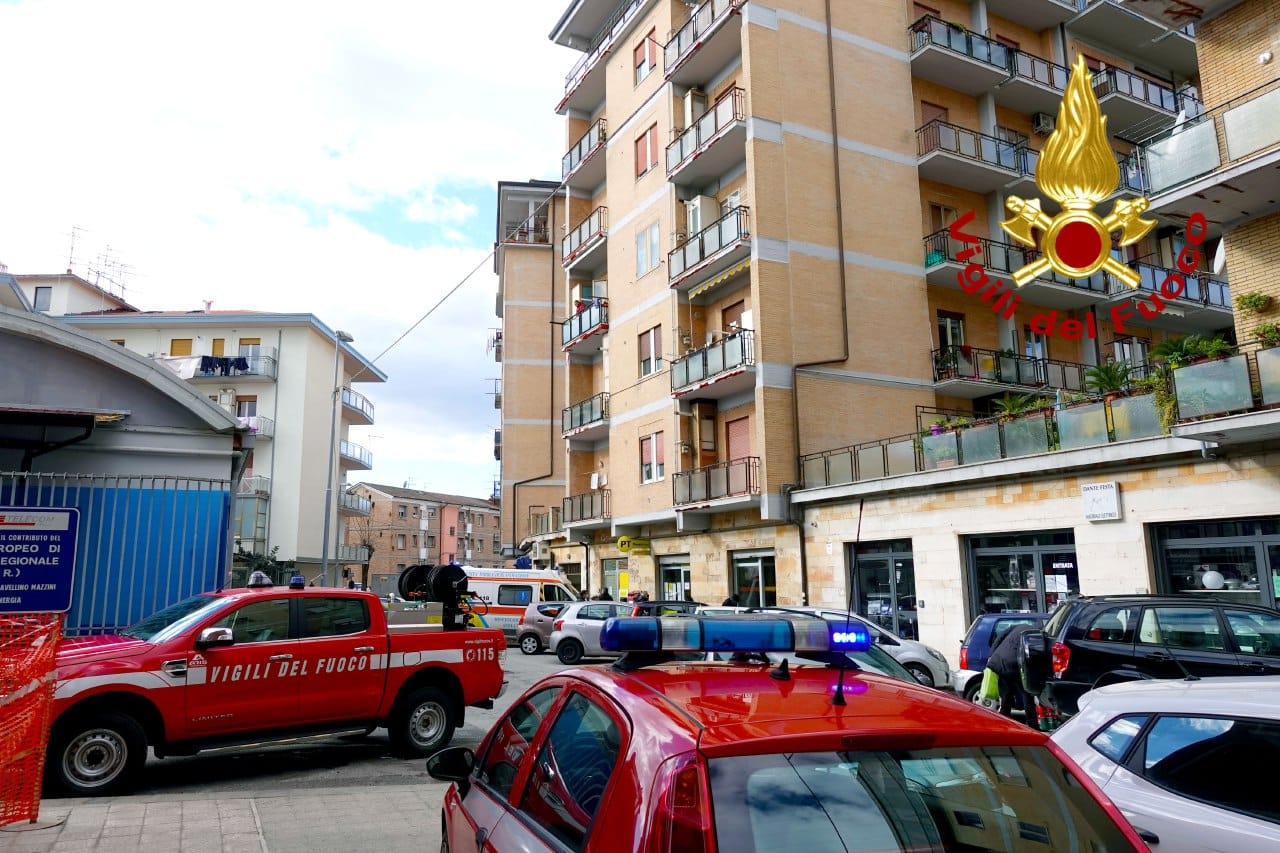 Avellino| Malori ad anziane cadute in casa, in azione i vigili del fuoco che le affidano al 118