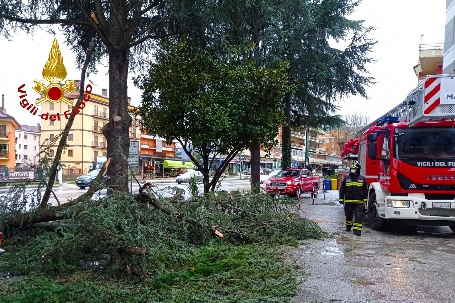 Maltempo sull’Irpinia, situazioni critiche tra Partenio e Valle Caudina. Super lavoro per i vigili del fuoco
