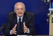 De Luca: “In Campania forte ripresa dei contagi. Così non reggiamo”