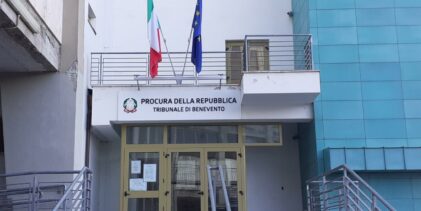 Benevento, truffa telematica da 49mila euro: sequestrata la somma grazie all’intervento dei Carabinieri
