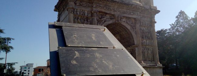 Arco di Traiano “monumento nazionale”, il disegno di legge riprende il suo percorso