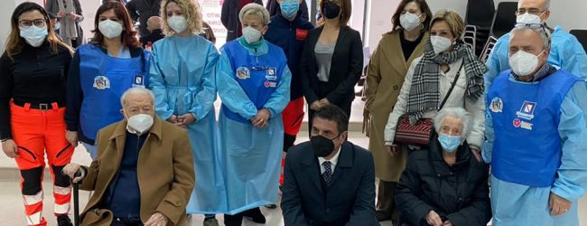 Vaccini anticovid in Irpinia, prima dose per 2 ultracentenari a Mirabella Eclano. Ieri 1284 somministrazioni