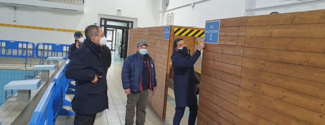 Mercogliano| Concluso l’allestimento del centro vaccinale negli spazi della piscina comunale. D’Alessio: noi siamo pronti
