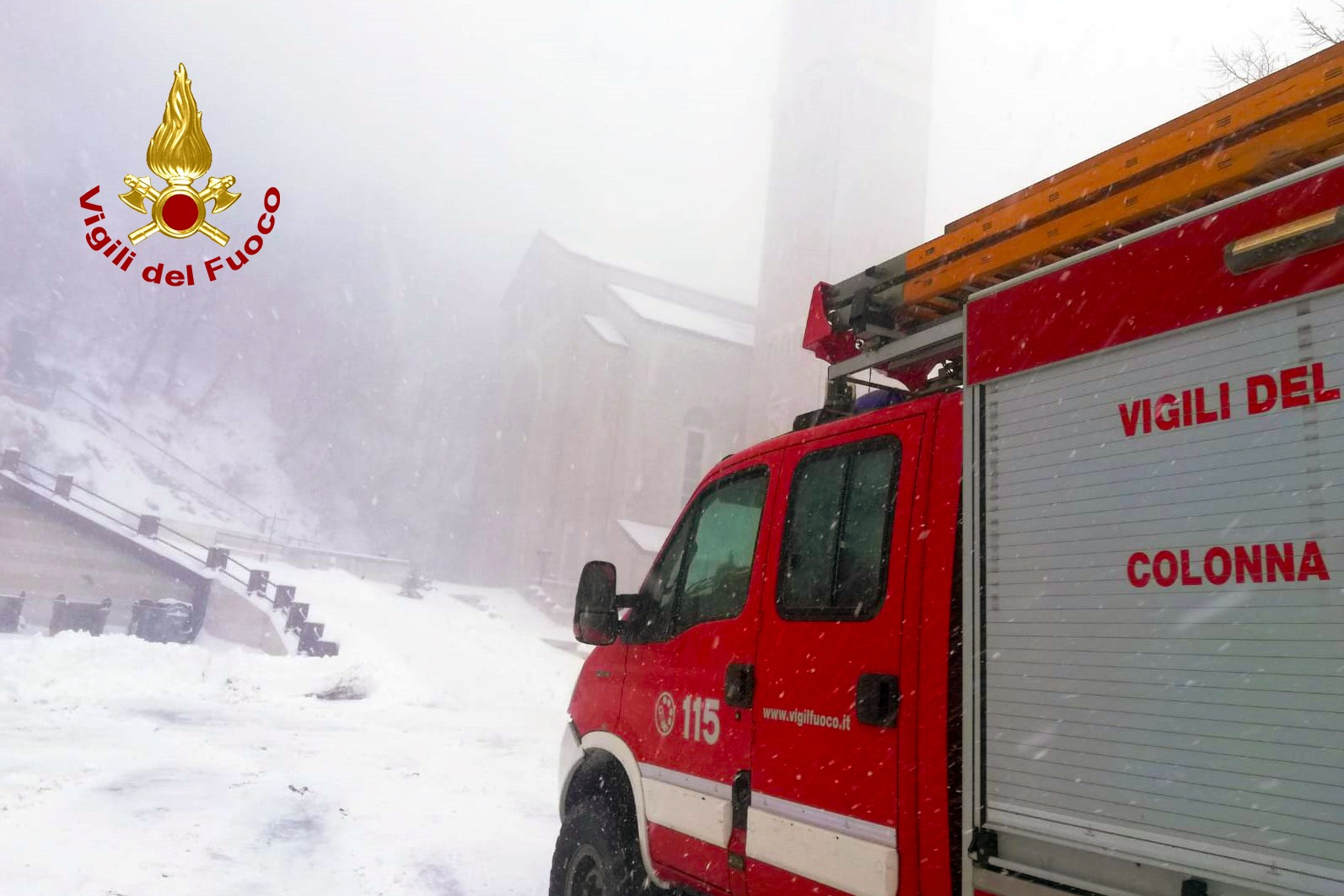 Montevergine| Quattro ragazzi bloccati in auto dalla neve a Campo Maggiore