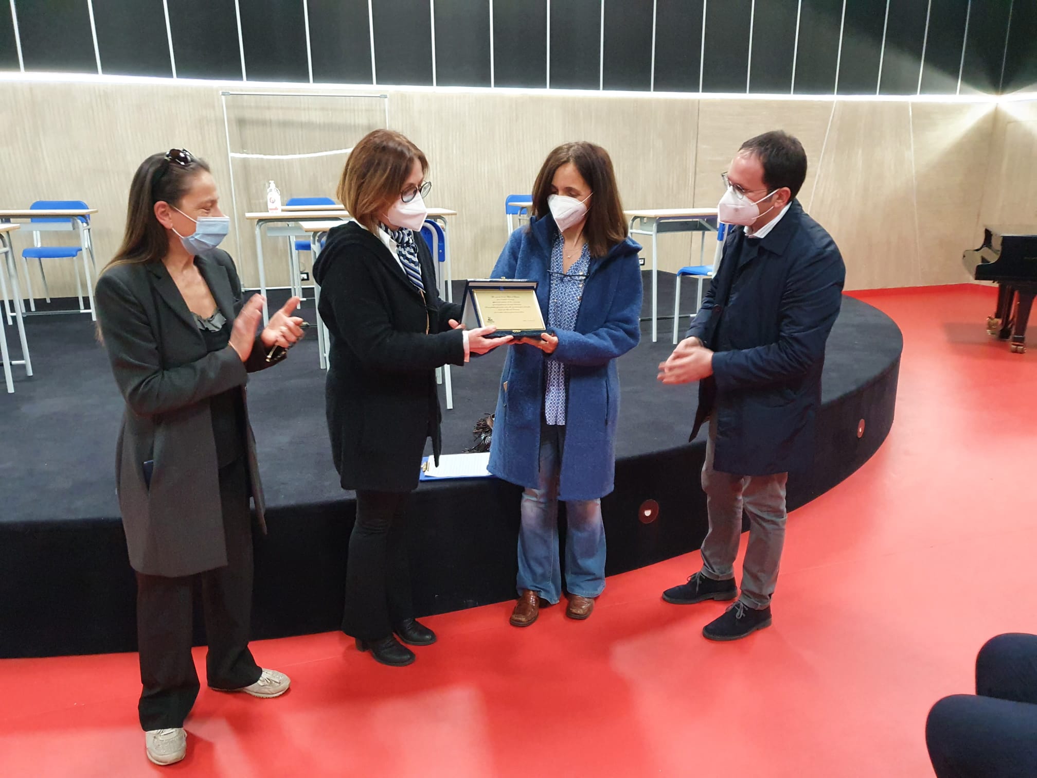 Conservatorio “Cimarosa”, la famiglia De Simone dona un Grand Piano Petrof