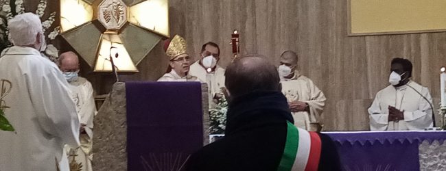 Accrocca alle istituzioni: vaccinare i detenuti