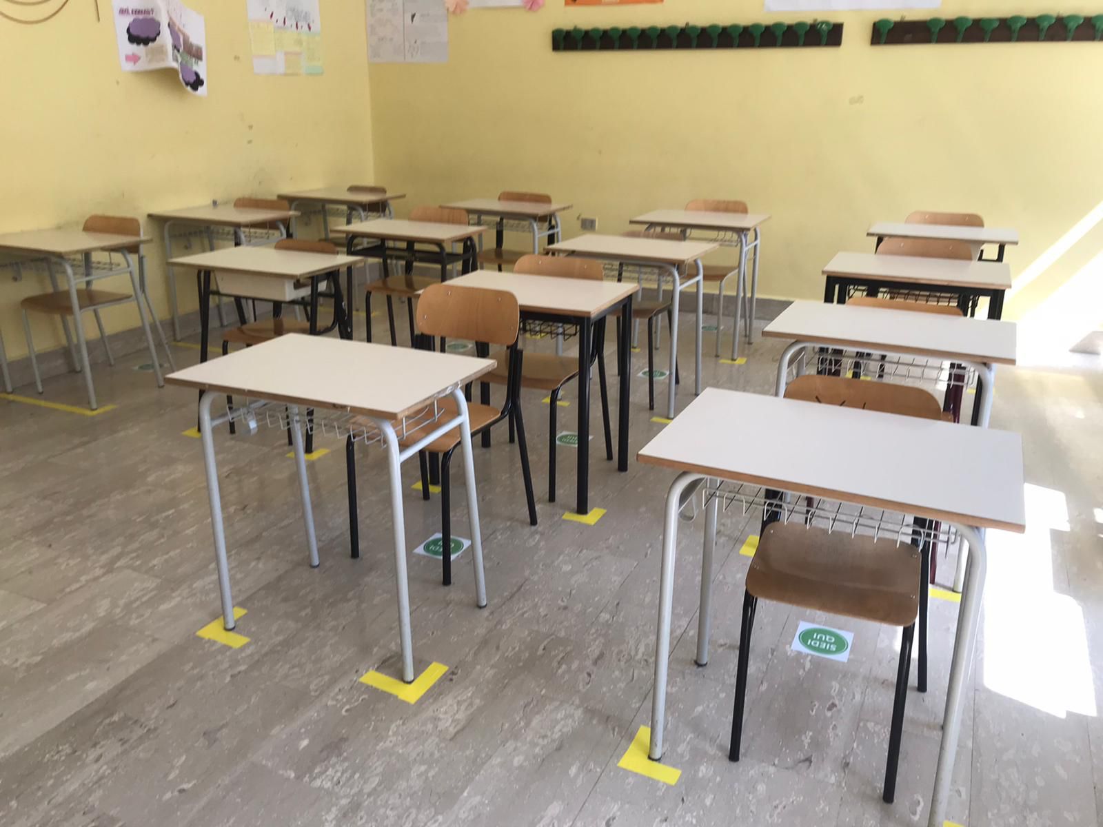 Scuola, Tar Campania respinge istanze cautelari contro chiusura
