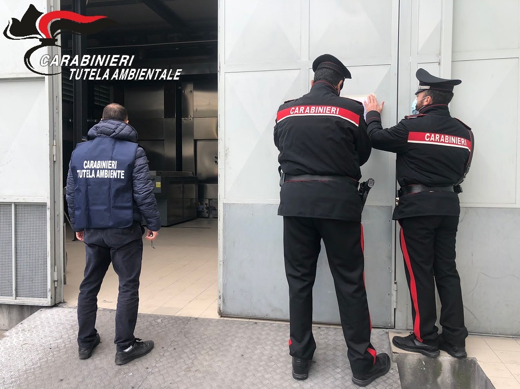 Vallo di Lauro| Inquinamento e sversamenti illeciti, sequestrato impianto di cremazione