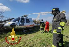 Bisaccia| Elicottero aggancia un cavo e precipita al suolo, trasportato in ospedale il pilota ferito
