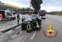 Pratola Serra| Scontro tra due auto sulla SS 7 bis, miracolosamente illesi i conducenti