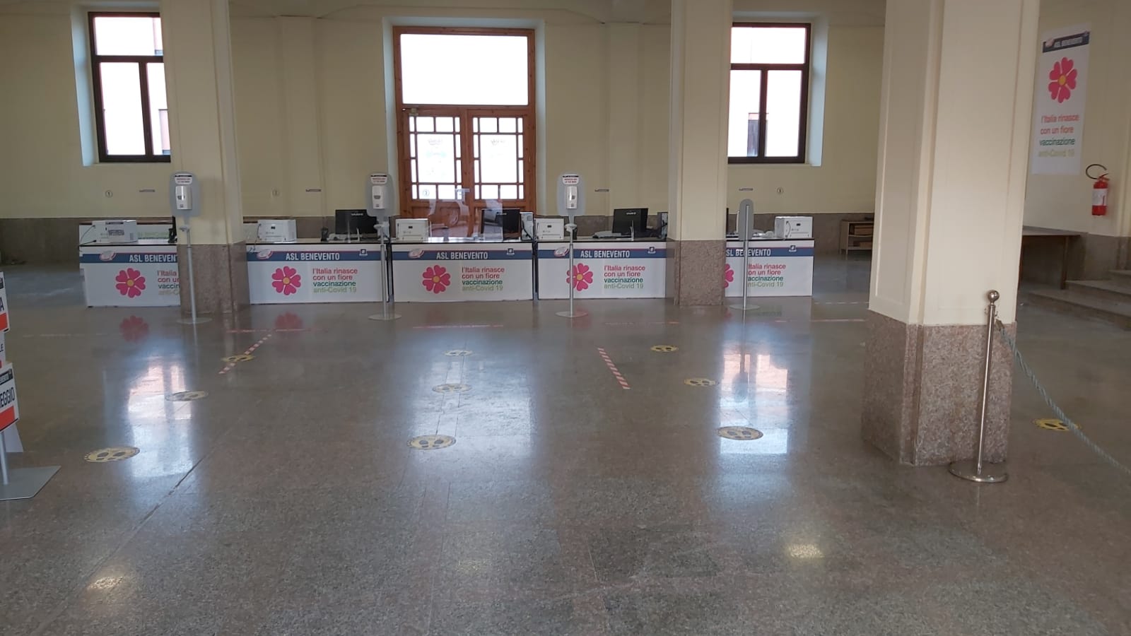 Benevento| Attivato  il maxi hub nella Caserma Pepicelli. Volpe: “A pienino regime 1000 vaccini al giorno”