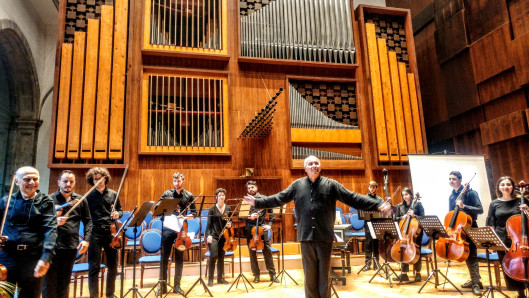 “L’Orchestra del Conservatorio di Avellino esiste già”: il Maestro Camerlingo smentisce Mottola e Della Sala